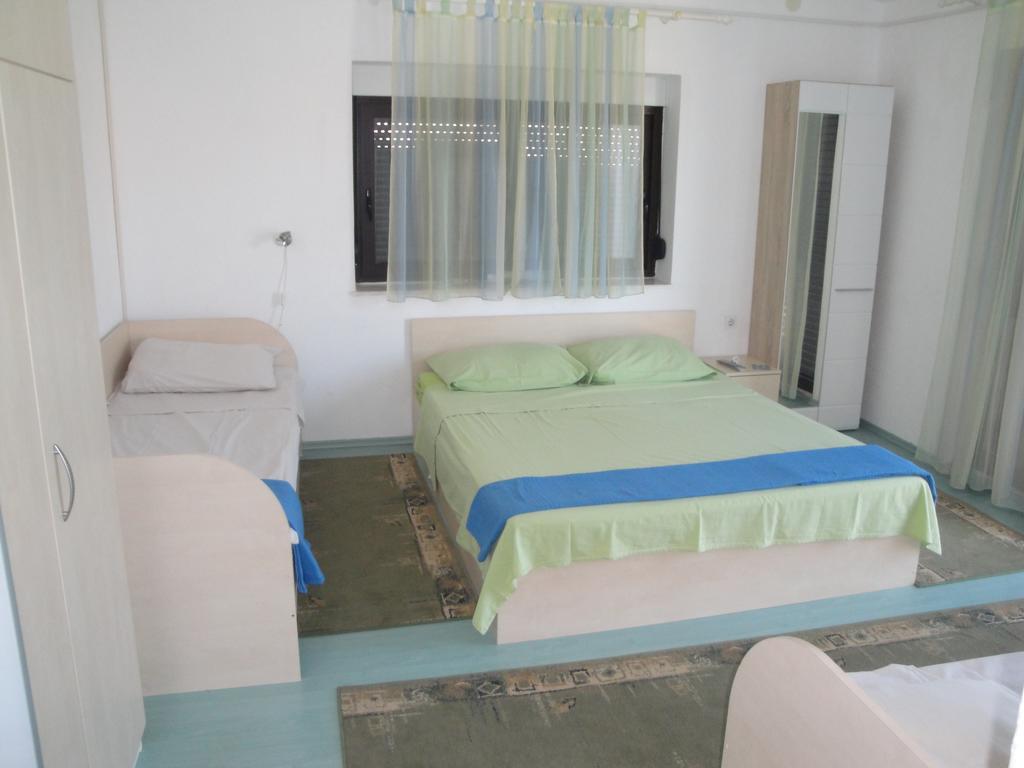 Apartments Marica トロギール エクステリア 写真